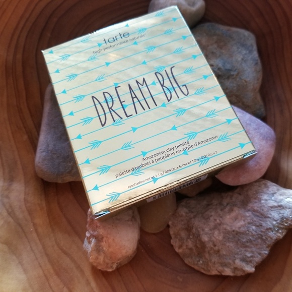 Tarte, "Dream Big full sized eyeshadow pallet,NIB! - Picture 2 of 8